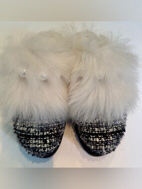 Stuart Weitzman Tweed Slip-On Platform Mules w/ White Faux Fur & Pearl Accents 6
